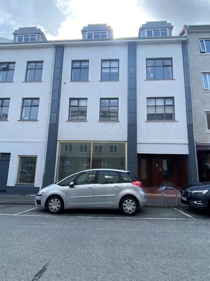 Day Dream Vesturgata 17 Reykjavik Aparthotel Екстериор снимка
